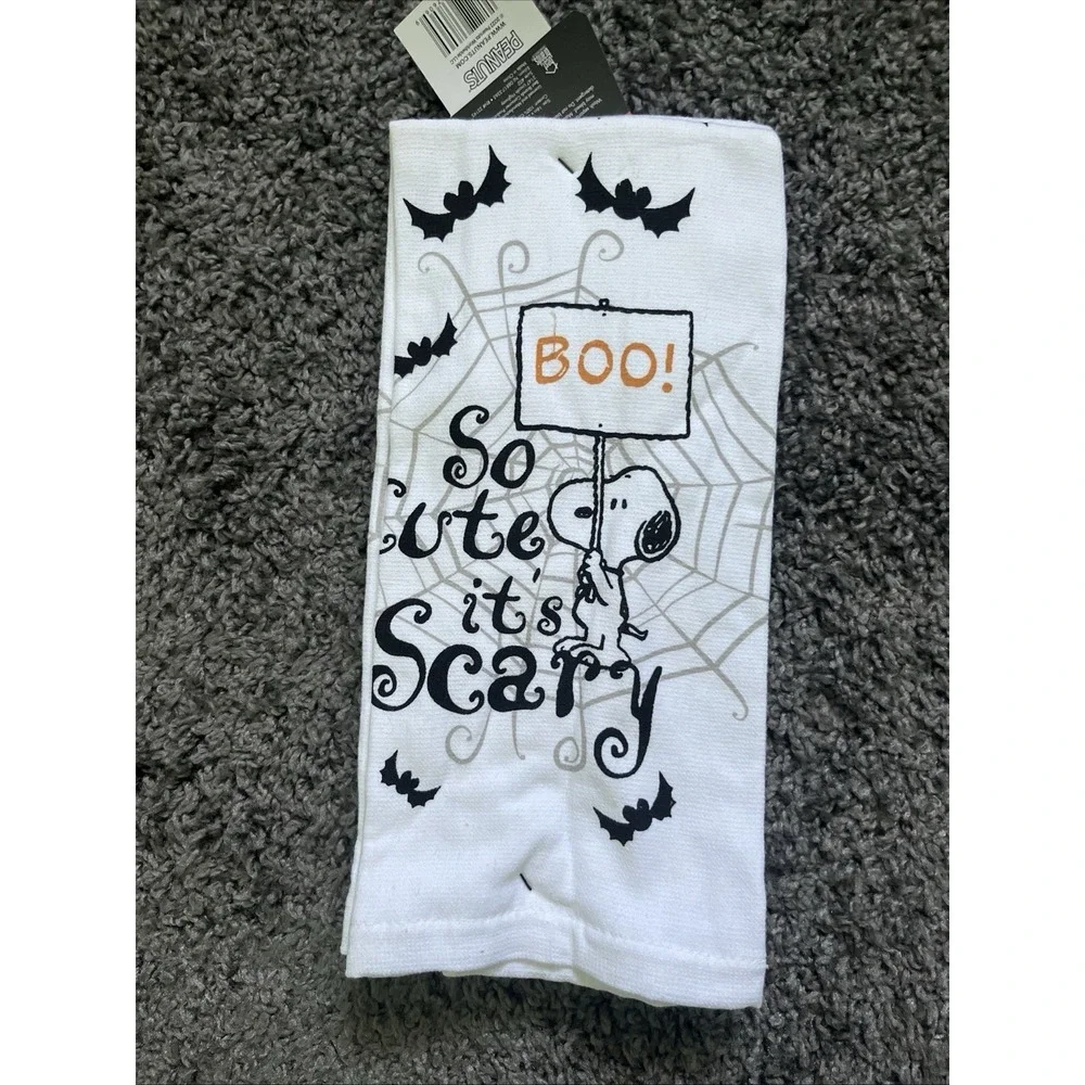 Peanuts 2 Pk Kitchen Towels, 2 Designs- Snoopy, Charlie Brown, 4 Towels, New‎